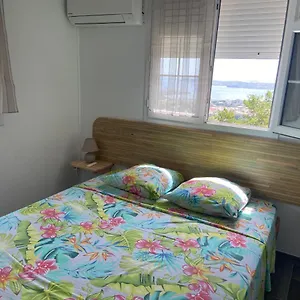 Appartement Sur Morne Ventile Avec Vue Mer En Martinique, Le Robert